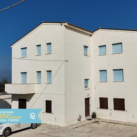 Rs321 - Marcelli, Trilocale Fronte Mare Con Spiaggia Inclusa Exterior foto